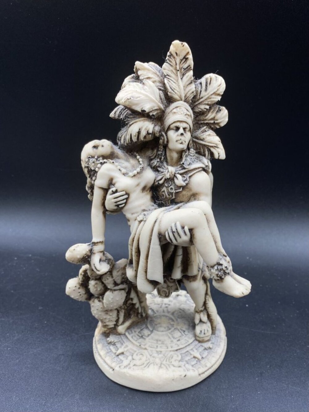 Aztec Indian Warrior Sleeping "La mujer dormida" Holding Woman 7.5” Statue